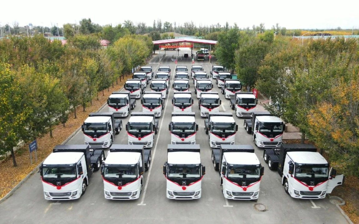 脫碳“換”綠進行時！徐工新能源重卡批量交付西北