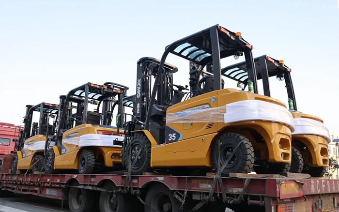 開(kāi)門紅！百余臺(tái)徐工新能源叉車赴廣東→