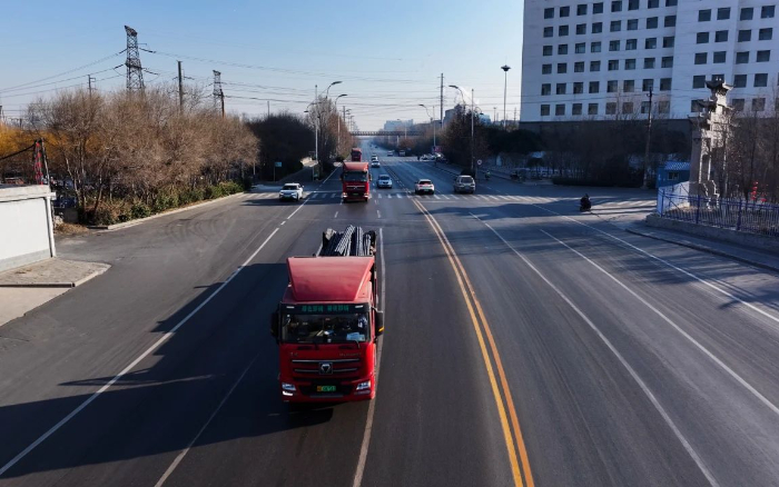 降碳增綠！徐工新能源重卡攜手客戶向綠而行