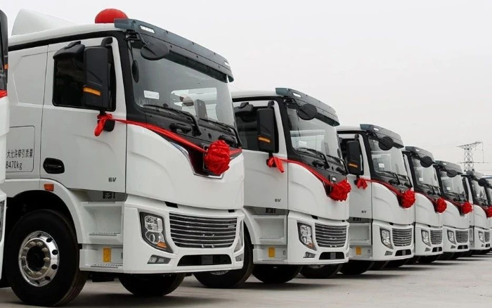 批量交付、千臺(tái)訂單！徐工新能源重卡“豫”見(jiàn)綠色未來(lái)