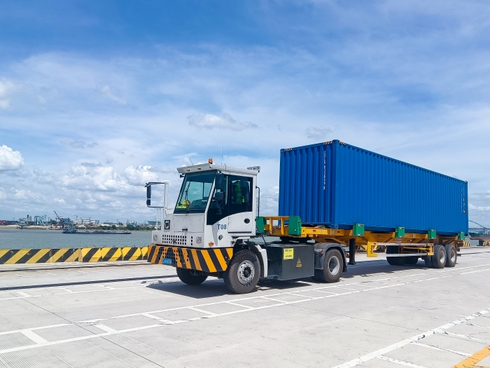 廣州港甄選！去看港口“特種兵”徐工純電牽引車