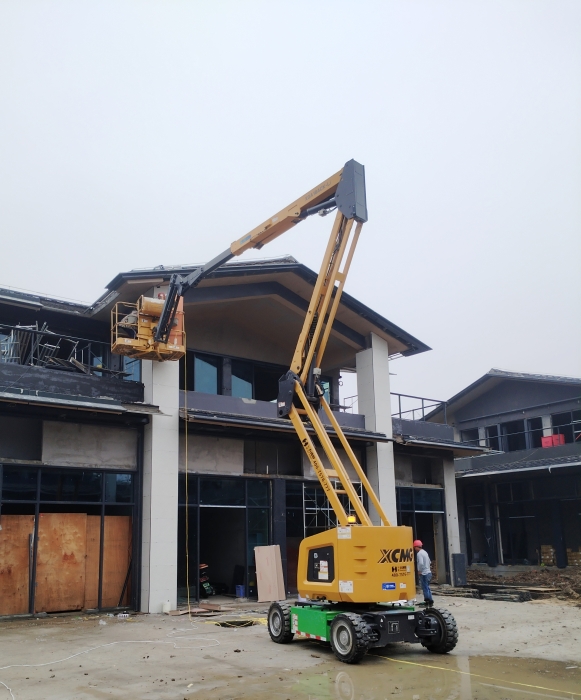 綠色建造新標桿！徐工鋰電高機助力鄂州民生工程